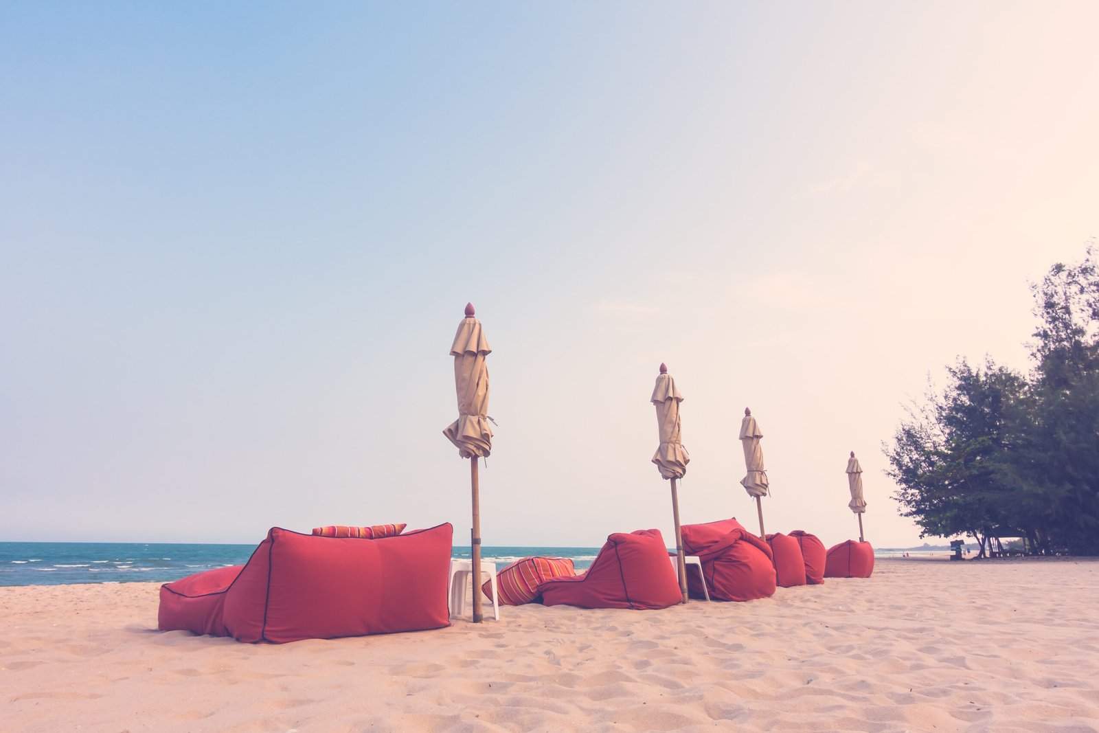 free swimming pools in Abu Dhabi