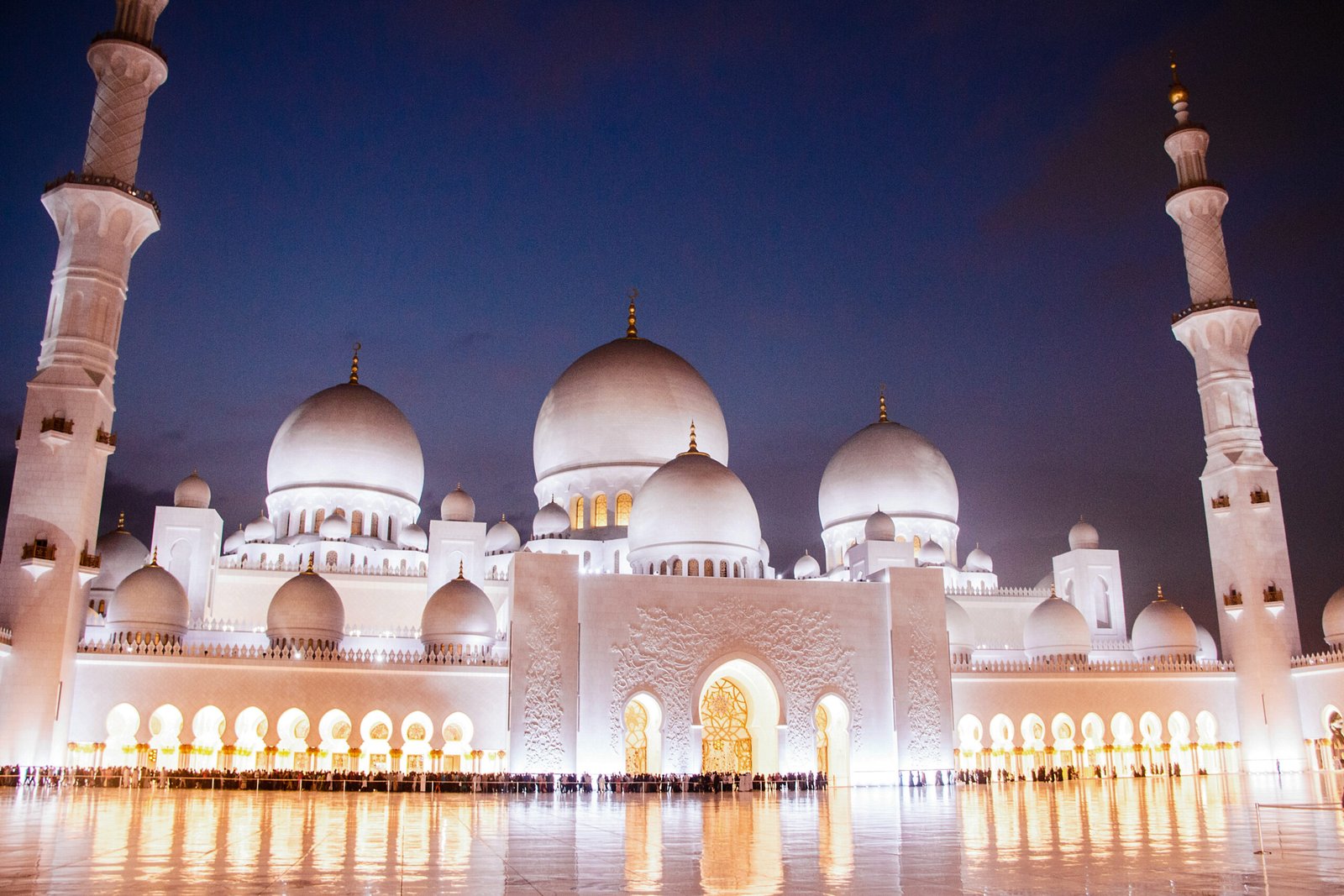 grand mosque Abu Dhabi